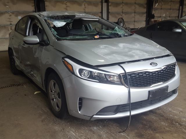 KIA FORTE LX 2017 3kpfk4a77he043048