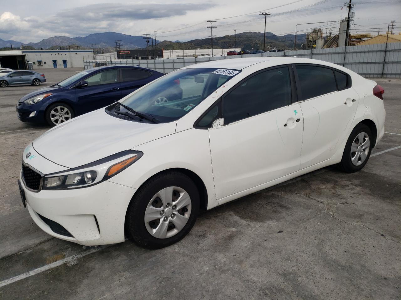 KIA FORTE 2017 3kpfk4a77he044717