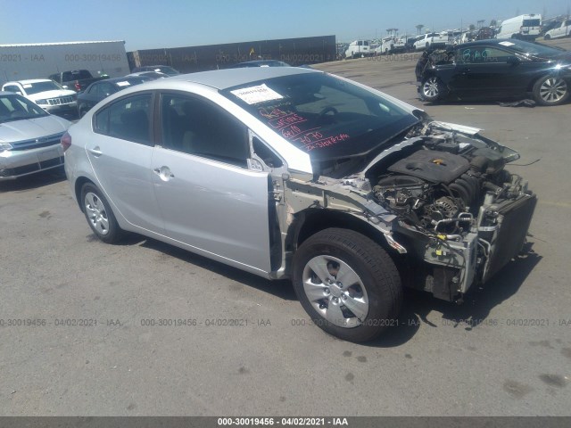 KIA FORTE 2017 3kpfk4a77he067947