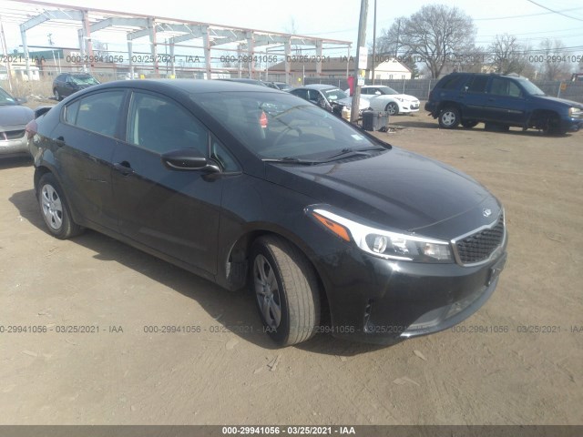 KIA FORTE 2017 3kpfk4a77he070816