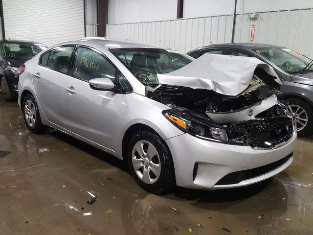 KIA FORTE LX 2017 3kpfk4a77he074204