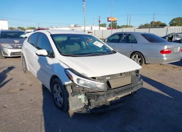 KIA FORTE 2017 3kpfk4a77he076213