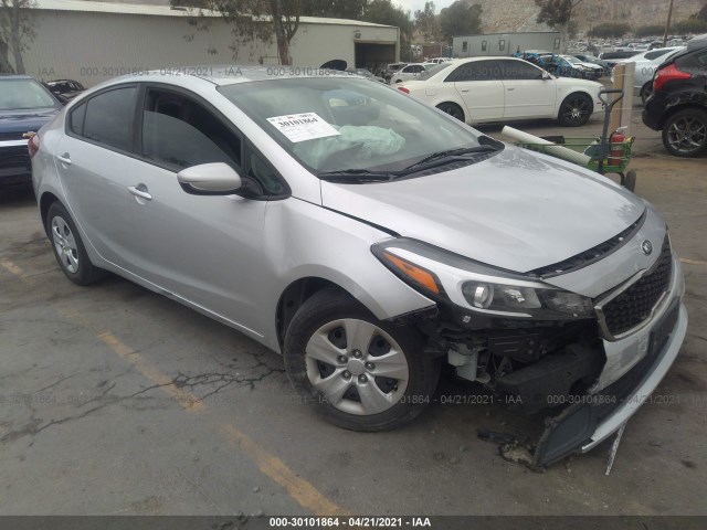 KIA FORTE 2017 3kpfk4a77he084196