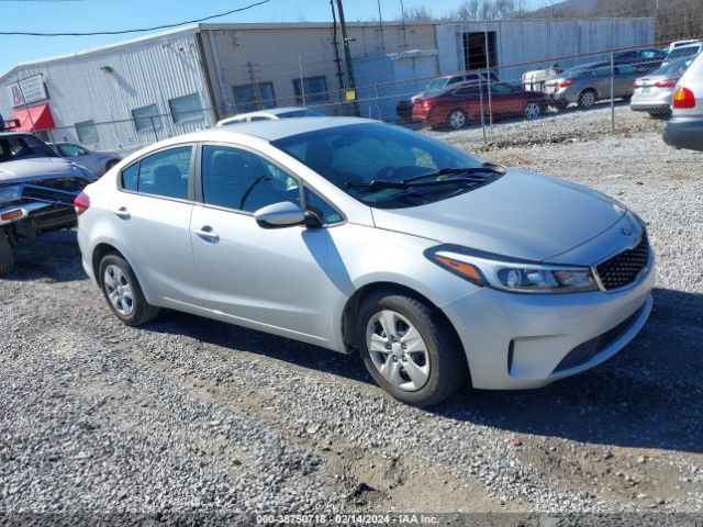 KIA FORTE 2017 3kpfk4a77he084960