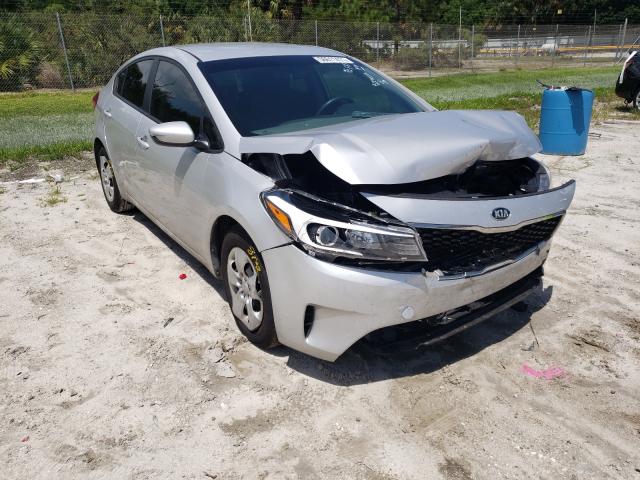 KIA FORTE LX 2017 3kpfk4a77he086398