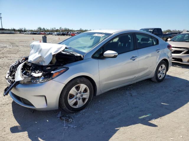 KIA FORTE 2017 3kpfk4a77he106827