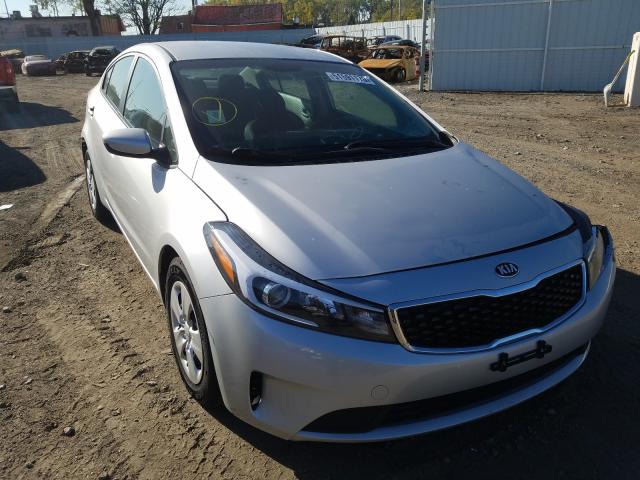 KIA FORTE LX 2017 3kpfk4a77he108304