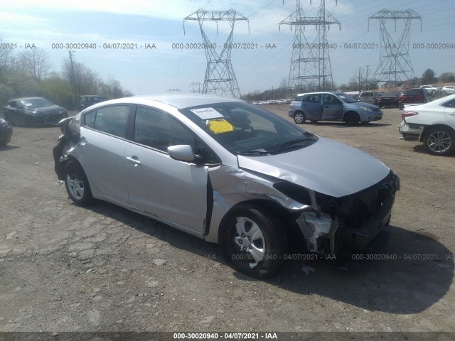 KIA FORTE 2017 3kpfk4a77he123854