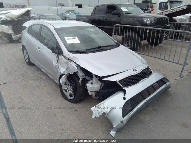 KIA FORTE 2017 3kpfk4a77he128956