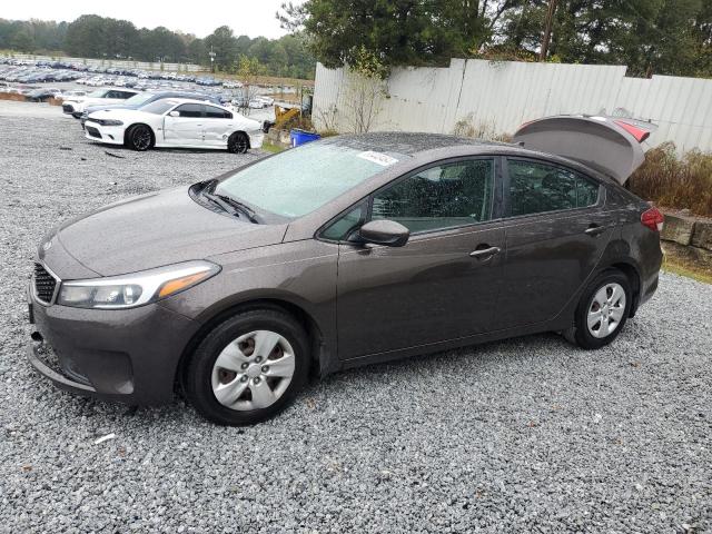 KIA FORTE LX 2017 3kpfk4a77he131372