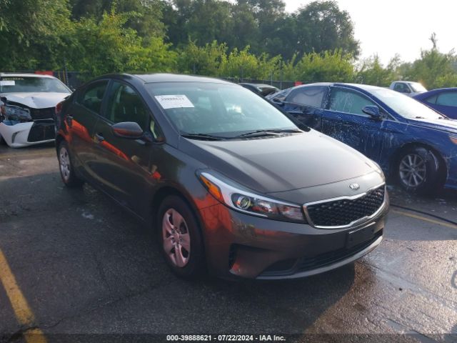 KIA FORTE 2017 3kpfk4a77he142520