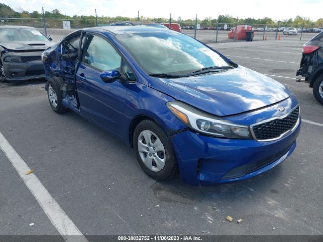 KIA FORTE 2017 3kpfk4a77he143215