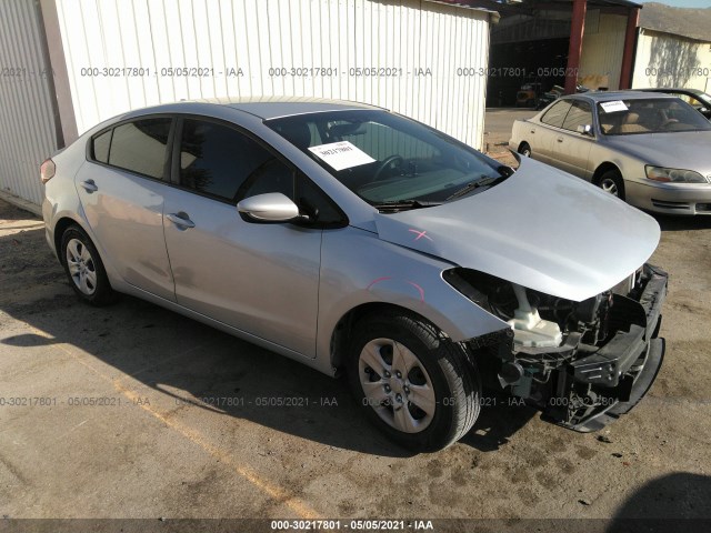 KIA FORTE 2017 3kpfk4a77he143392