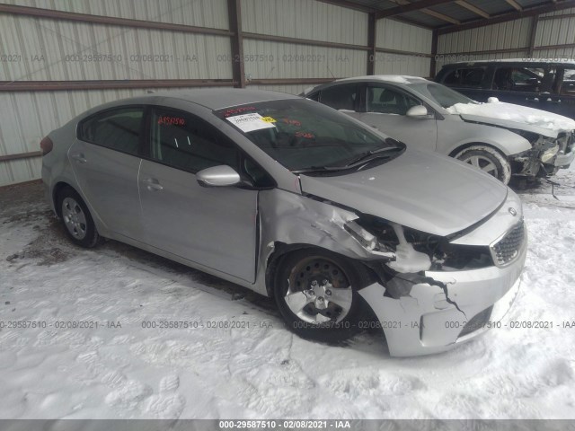 KIA FORTE 2018 3kpfk4a77je183543