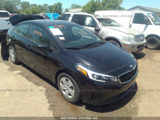 KIA FORTE 2018 3kpfk4a77je210305