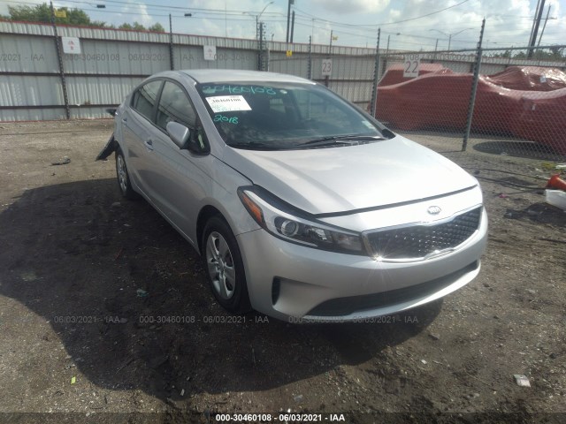 KIA FORTE 2018 3kpfk4a77je218579