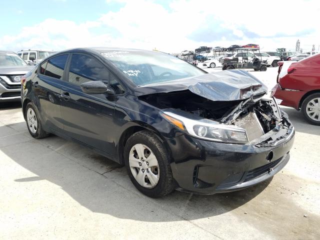 KIA FORTE LX 2018 3kpfk4a77je228481