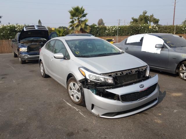 KIA FORTE LX 2018 3kpfk4a77je270715