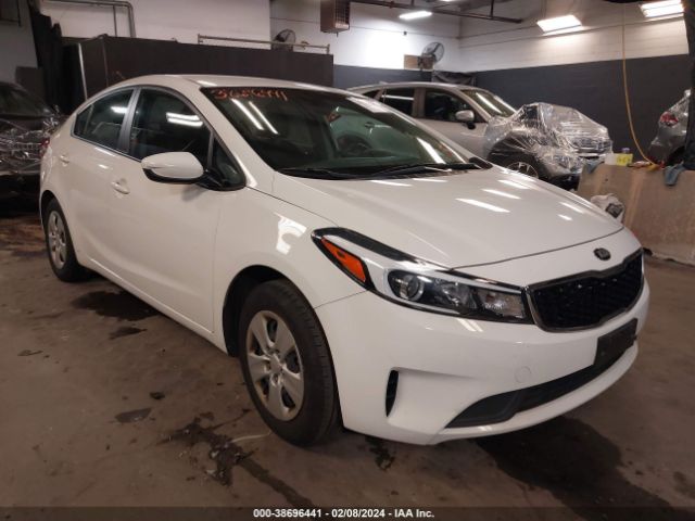 KIA FORTE 2018 3kpfk4a77je270858