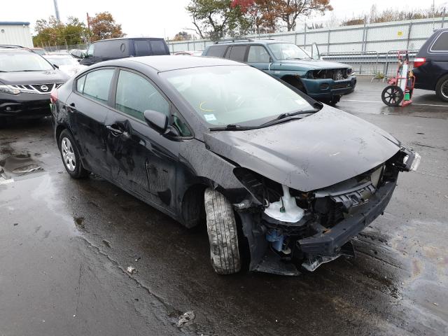 KIA FORTE LX 2018 3kpfk4a77je271749