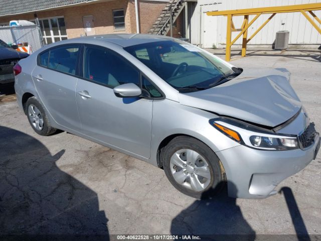 KIA FORTE 2018 3kpfk4a77je276840