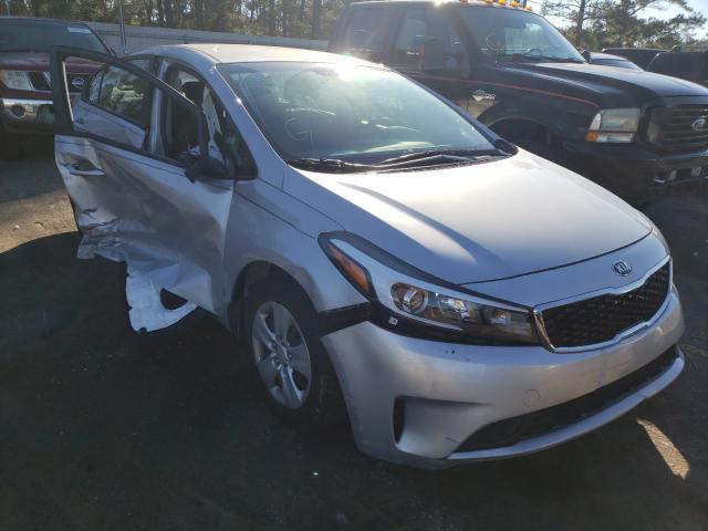 KIA FORTE LX 2018 3kpfk4a77je282914