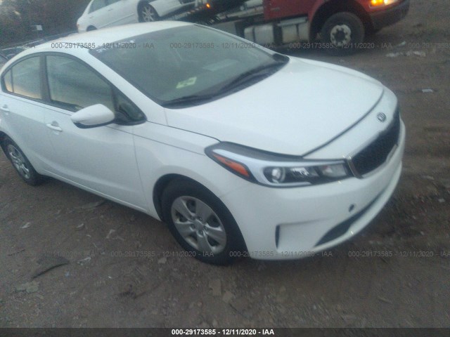 KIA FORTE 2017 3kpfk4a78he026596