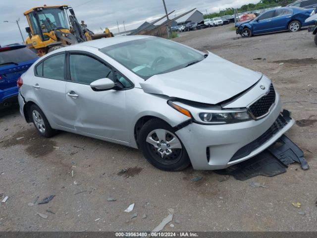 KIA FORTE 2017 3kpfk4a78he136290