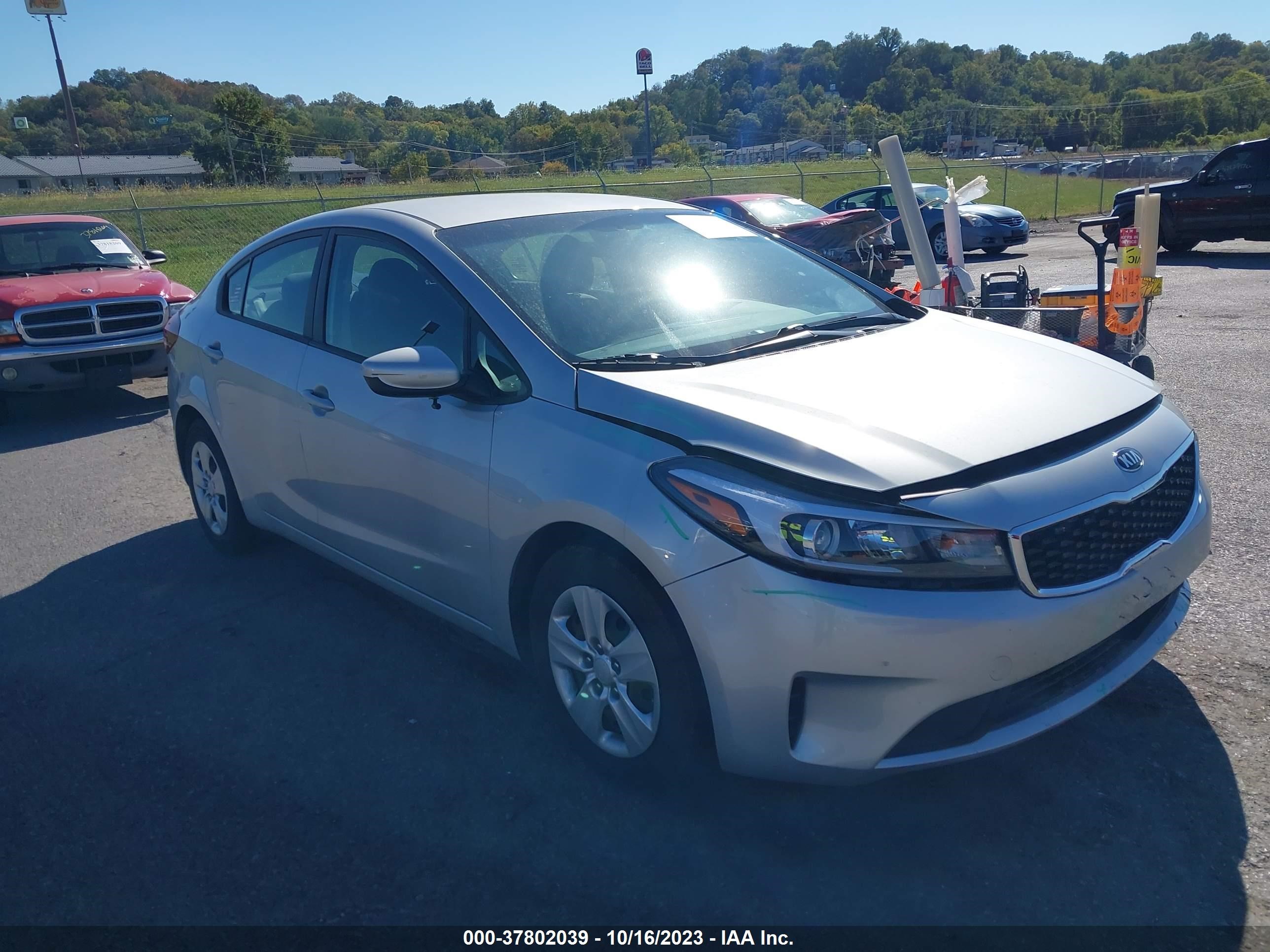 KIA FORTE 2017 3kpfk4a78he144809