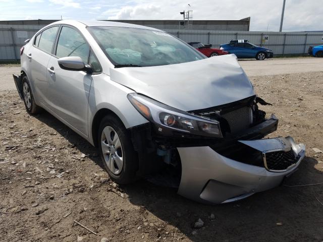 KIA FORTE LX 2018 3kpfk4a78je218767