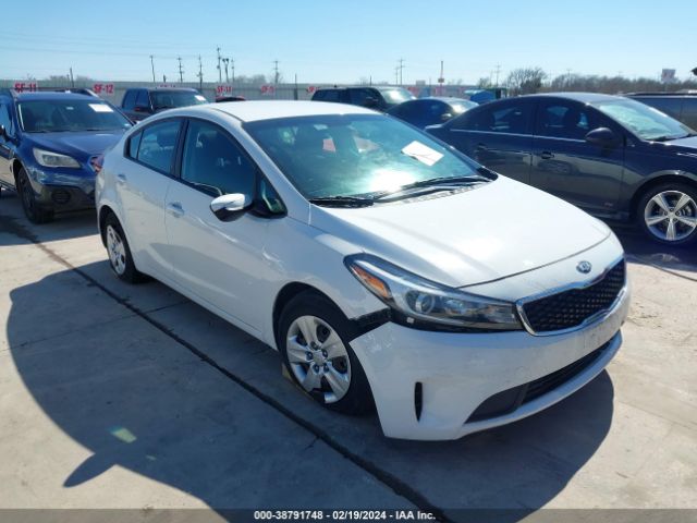 KIA FORTE 2018 3kpfk4a78je233298