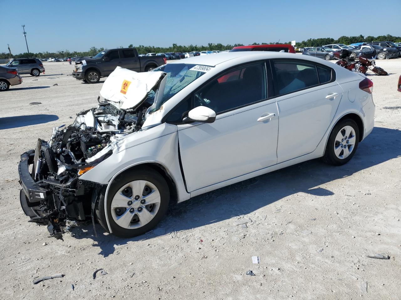 KIA FORTE 2018 3kpfk4a78je234399