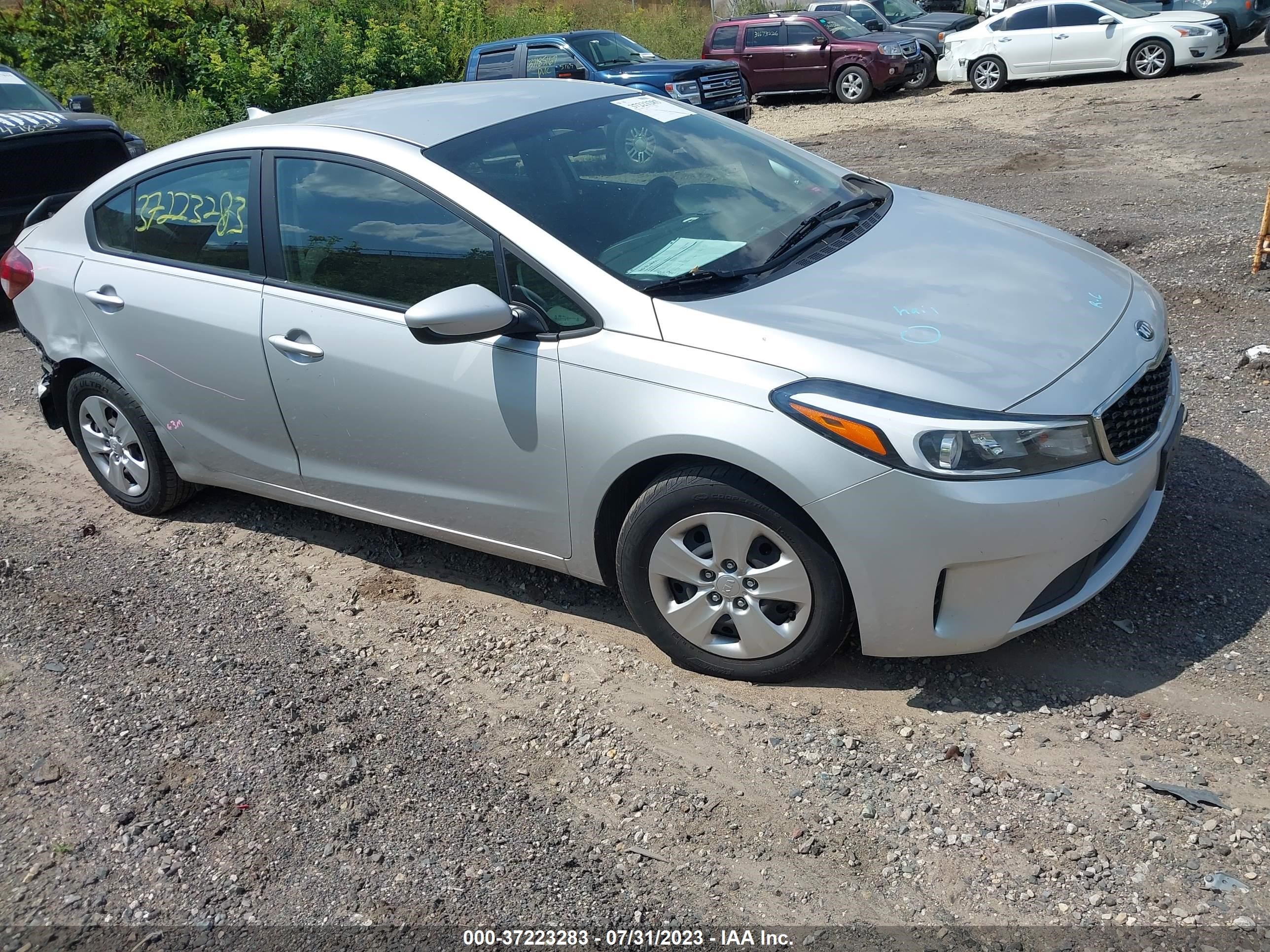 KIA FORTE 2018 3kpfk4a78je237321