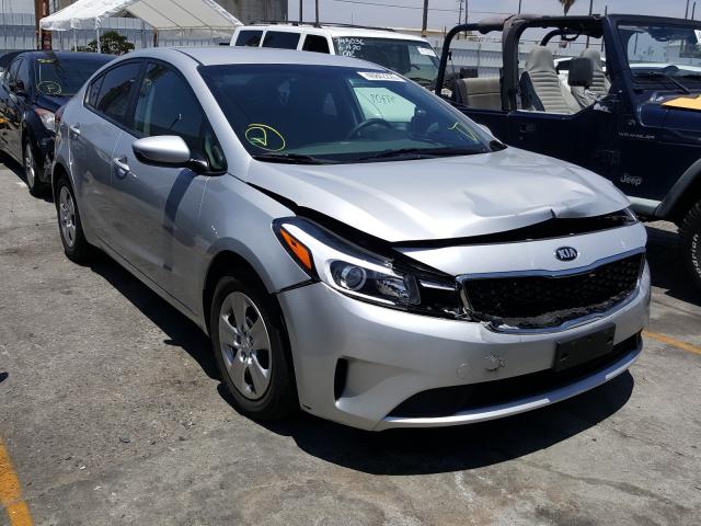 KIA FORTE LX 2018 3kpfk4a78je240395