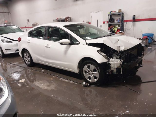 KIA FORTE 2018 3kpfk4a78je255107