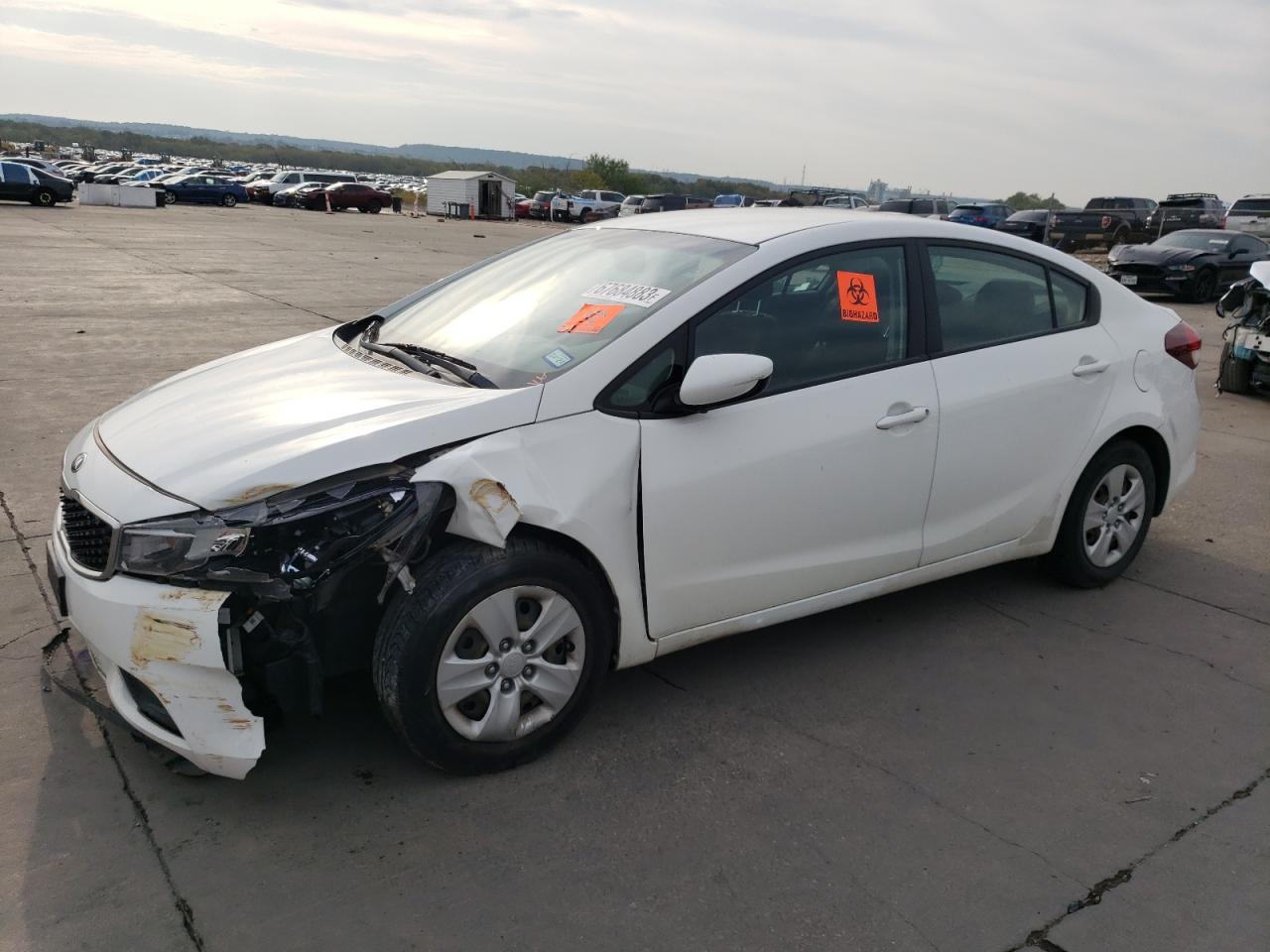 KIA FORTE 2017 3kpfk4a79he013663