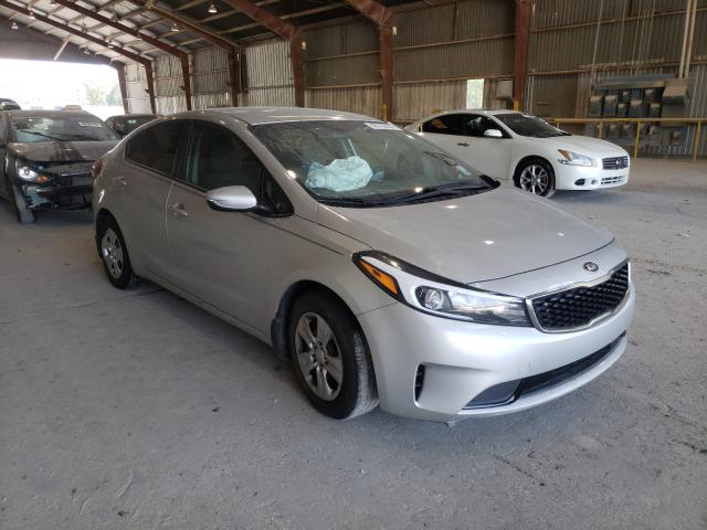 KIA FORTE LX 2017 3kpfk4a79he014361