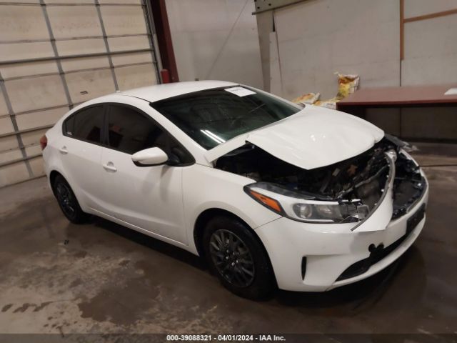 KIA FORTE 2017 3kpfk4a79he048526