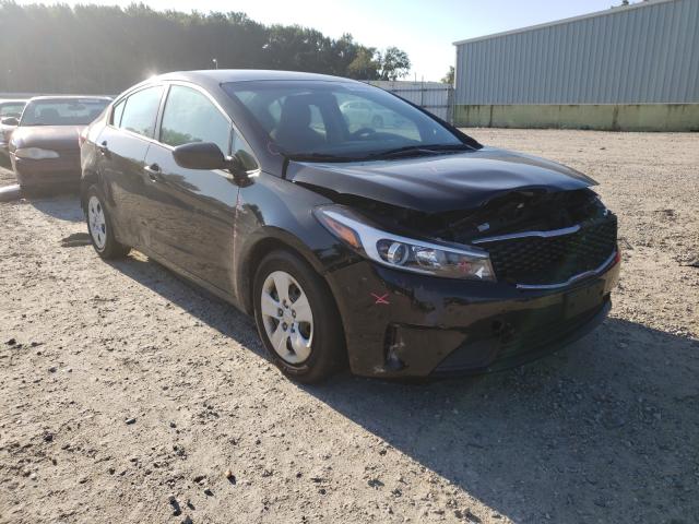 KIA FORTE LX 2017 3kpfk4a79he055606