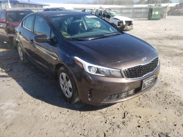 KIA FORTE LX 2017 3kpfk4a79he056688