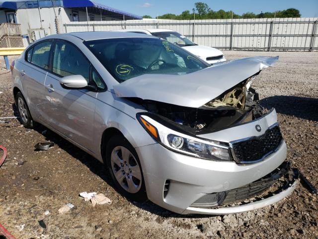 KIA FORTE LX 2017 3kpfk4a79he092462