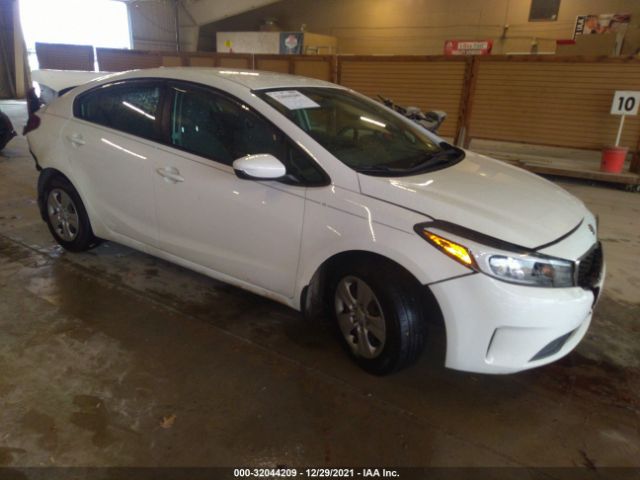 KIA FORTE 2017 3kpfk4a79he118168