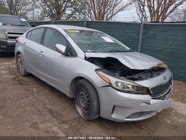 KIA FORTE 2017 3kpfk4a79he135679