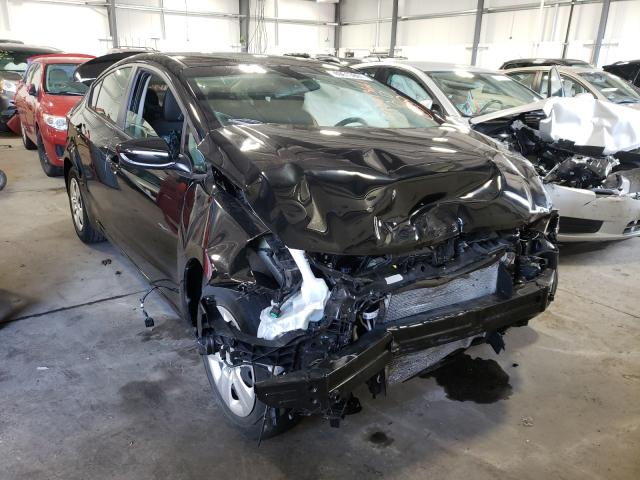 KIA FORTE LX 2017 3kpfk4a79he141627