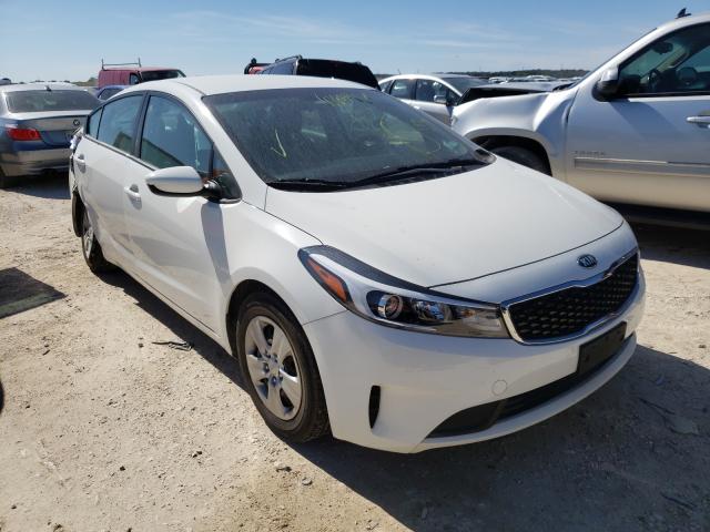 KIA FORTE LX 2017 3kpfk4a79he143409