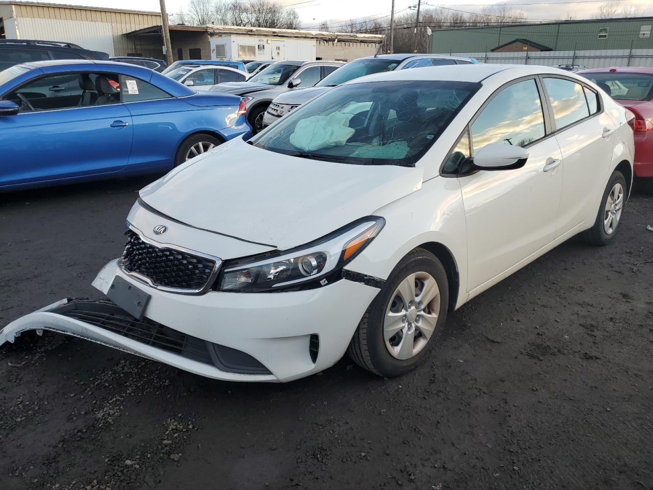 KIA FORTE 2017 3kpfk4a79he161053