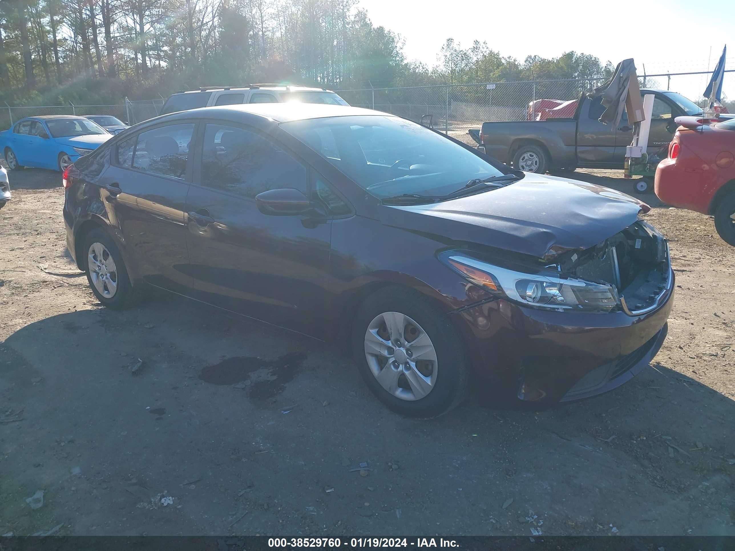 KIA FORTE 2018 3kpfk4a79je165478