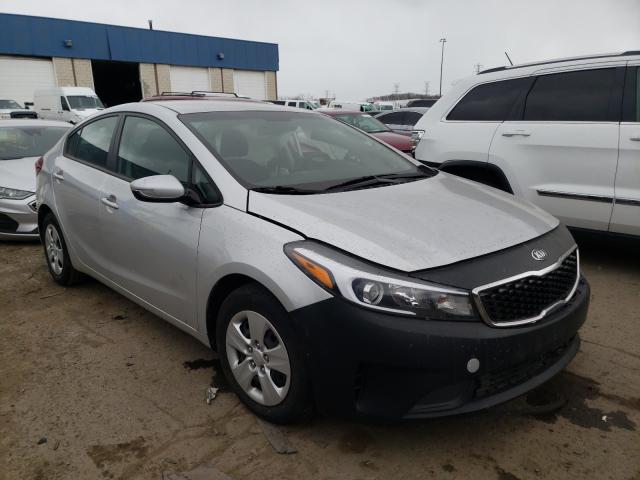 KIA FORTE LX 2018 3kpfk4a79je228112