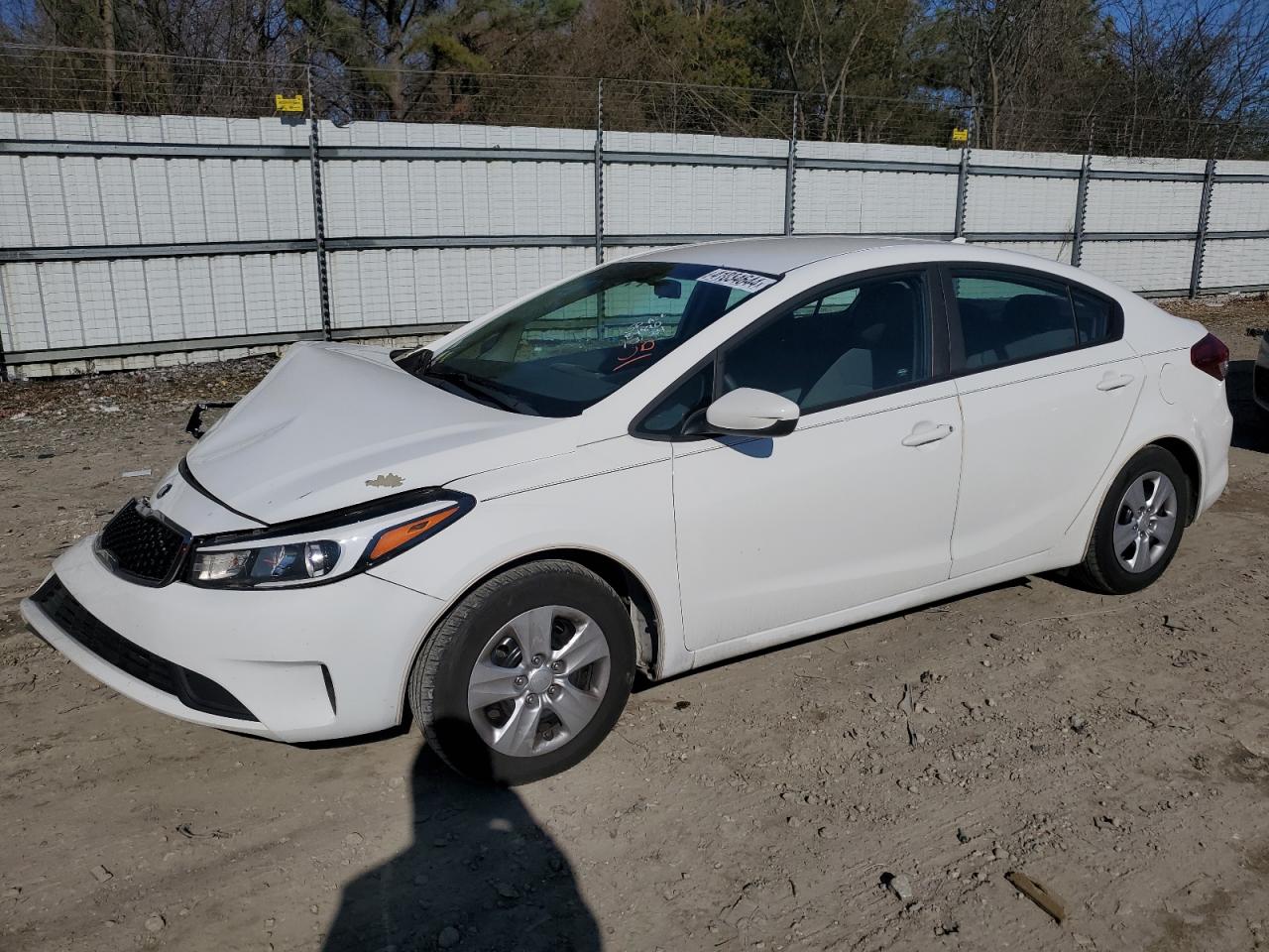 KIA FORTE 2017 3kpfk4a7xhe084810