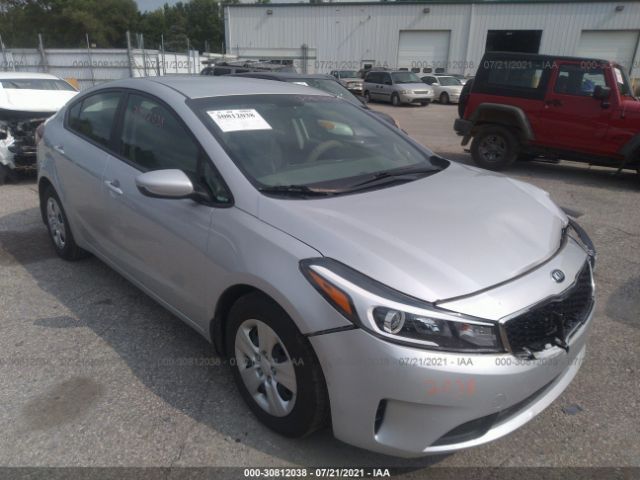 KIA FORTE 2017 3kpfk4a7xhe136825